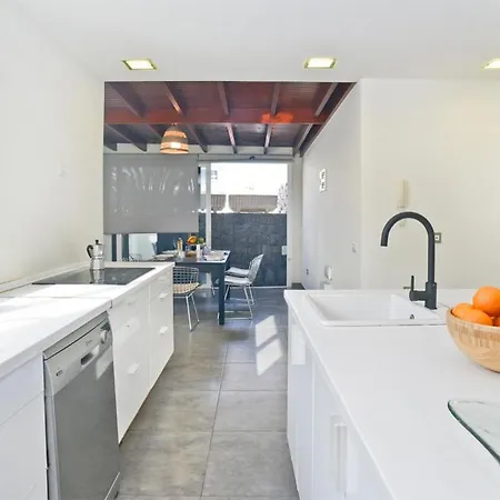 Villa La Casa De La Playa Puerto del Carmen (Lanzarote)