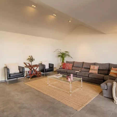 La Casa De La Playa Villa Puerto del Carmen (Lanzarote)